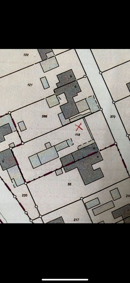 Grundstück zum Haus-Bau. ca. 522m2 Baugrundstück zwei Parkplätze. in Neumünster