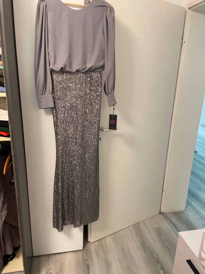 Abendkleid Pailletten Silber Neu mit Etikett in Dortmund