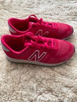 New Balance 420 Sneaker Größe 35 , 5 Hessen - Villmar Vorschau