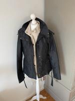 Max Mara Windjacke Gr. 40 blau Bayern - Waakirchen Vorschau