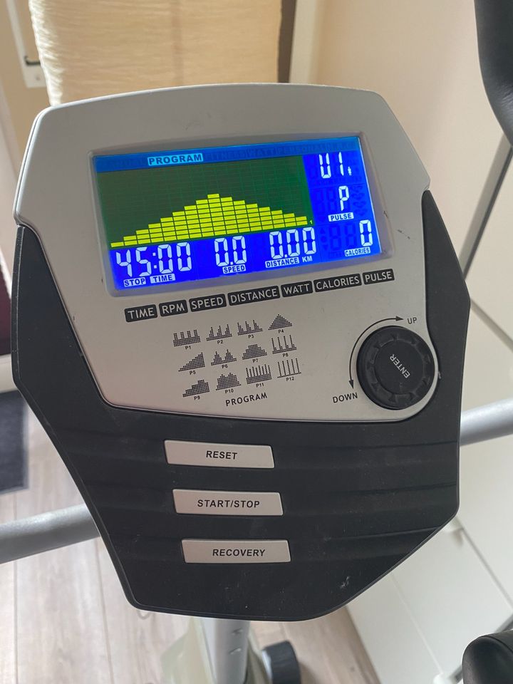 MAXXUS Profi Ergometer BX 600 Heimtrainer Bike in Ettenheim