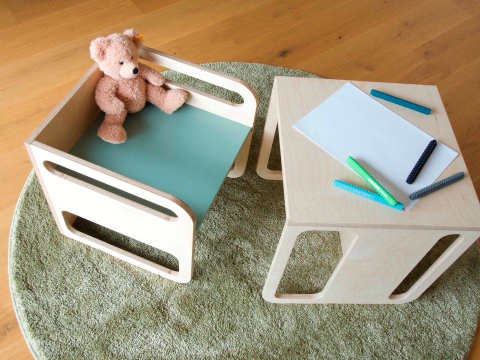 Montessori Kinderstuhl, der mitwächst, (unmontiert, ohne Farbe) in Reutlingen