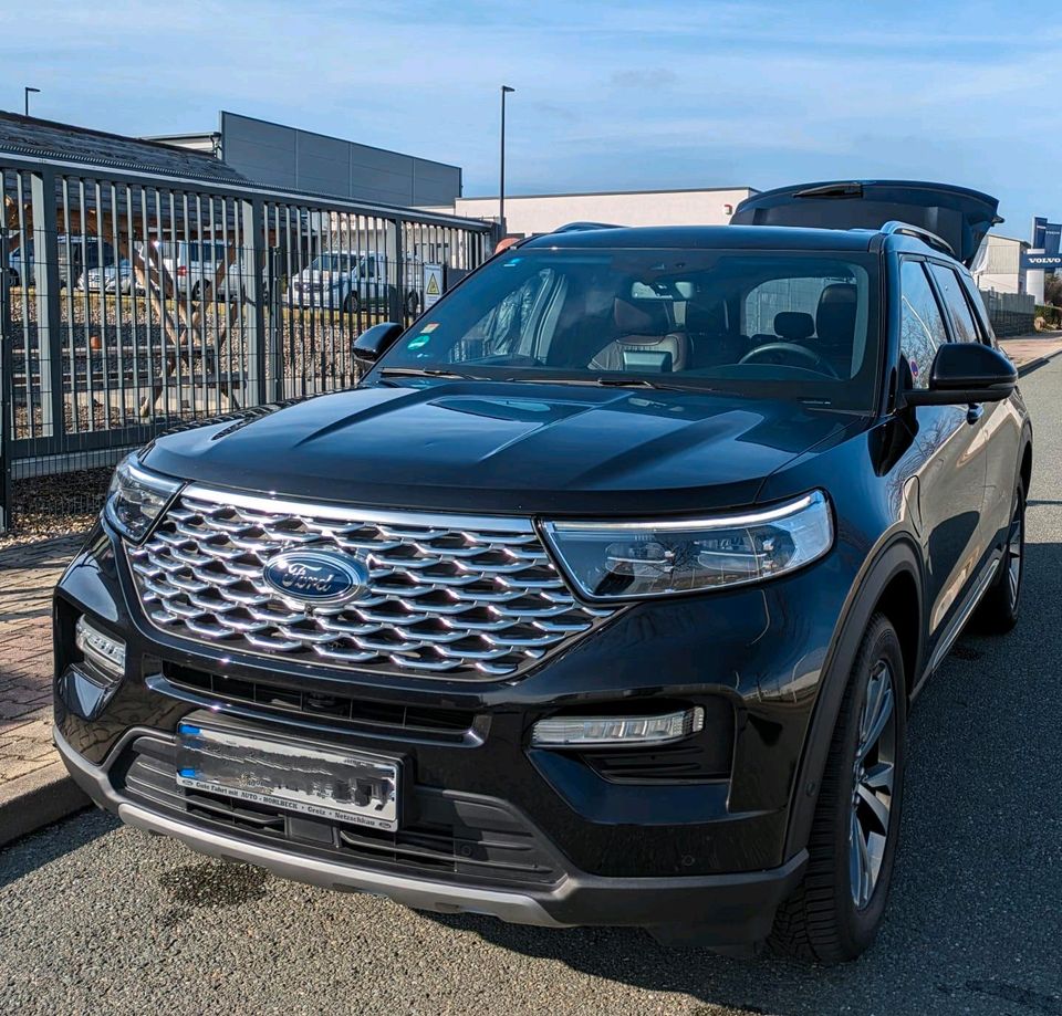 Ford Explorer Platinum Plug-in-Hybrid 4x4 Vollausstattung in Greiz