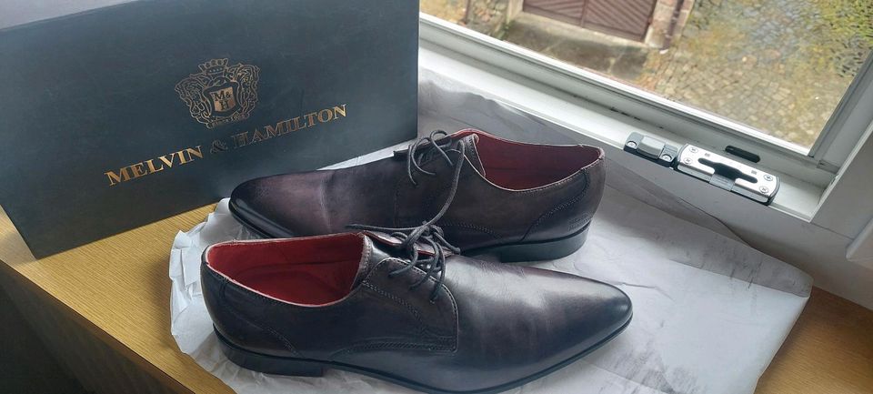 NEU 43 MELVIN &  HAMILTON Business Derby Herrenschuhe Dunkelbraun in Helsa