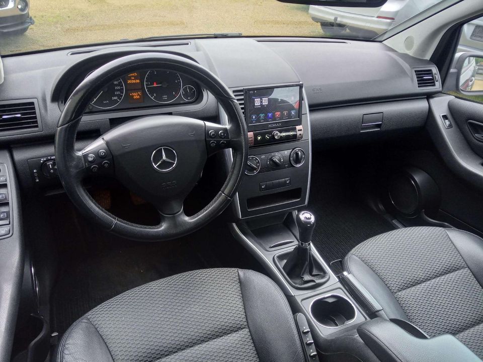 Mercedes-Benz A 200 CDI Avantgarde / Tüv   Bremsen neu in Bornheim