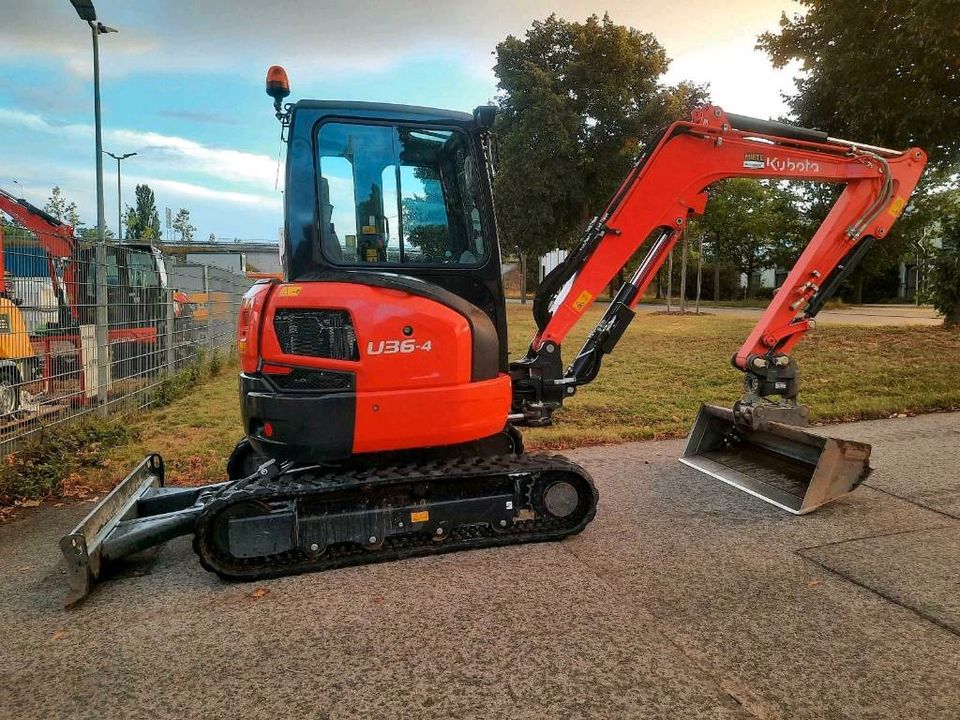 MIETKAUF Minibagger CAT 301.8 o. CAT 301.5 AB 900.- Langzeitmiete in Bad Abbach