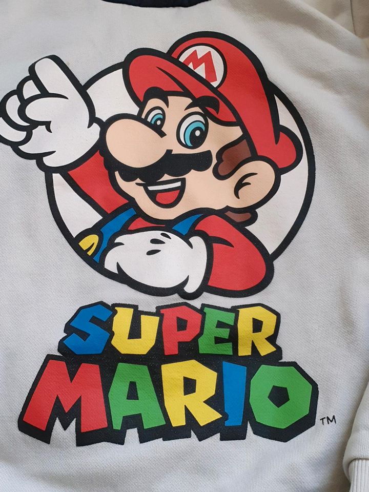 Super Mario Hoodie von h&m Gr. 122/128 in Lehrte