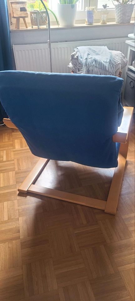 Drei Ikea POÄNG Sessel - blau in Gießen