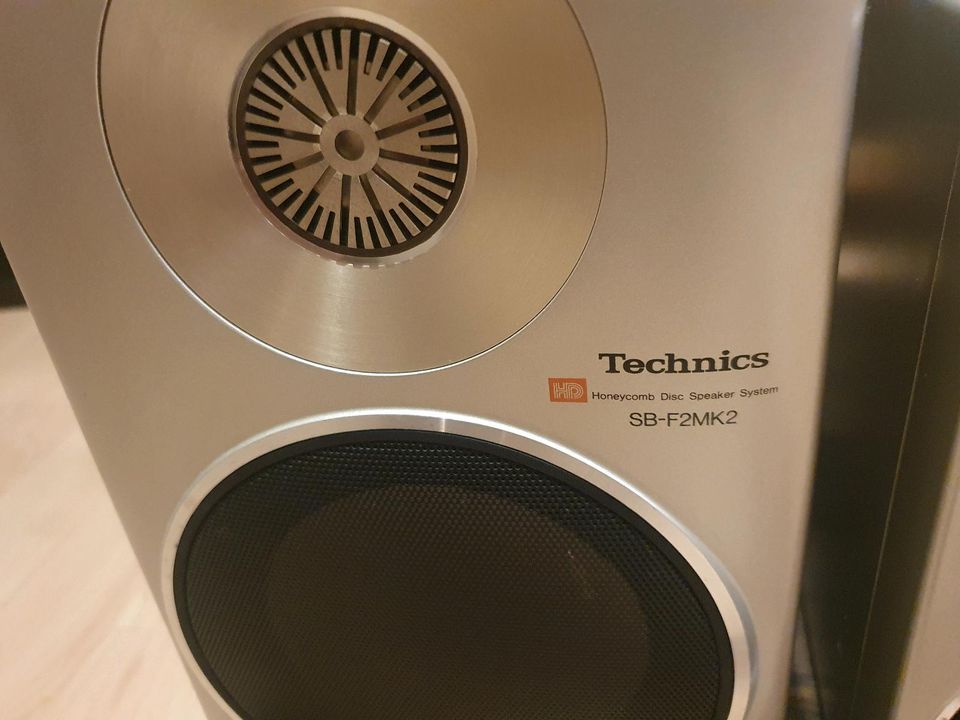 Technics  SB-F1 2-Way Speaker System Lautsprecher in Meinerzhagen