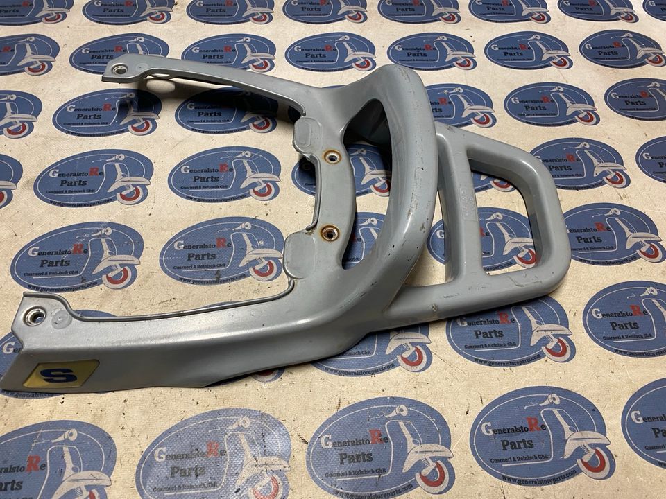 Piaggio SKR 125/150 Heck-Gepäckträger,Spoiler Topcase in Kämpfelbach