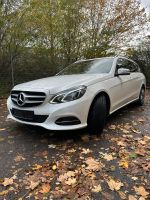 Mercedes E 220 CDI  Kombi Blue tec Scheckheft Nordrhein-Westfalen - Paderborn Vorschau