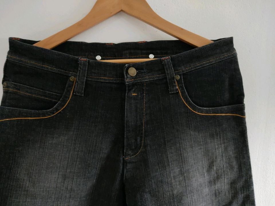 Wrangler Jeans Herren Gr. 32/34 NEU in Wenden