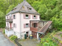 In direkter Lage am Fluss: Sanierungsbedürftiges Ein-/Mehrfamilienhaus mit großem Waldgrundstück! Bayern - Waischenfeld Vorschau