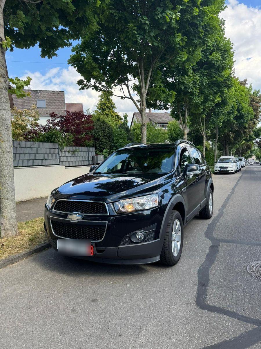 Abbildung des Autos Chevrolet Captiva 2.4 LT…