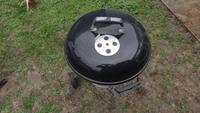 Original Weber Rundgrill Kugelgrill mit 2 Rollfüssen Berlin - Kladow Vorschau