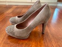 Pumps High Heels Wild Leder taupe Nieten Gr. 40 41 wie neu Buchholz-Kleefeld - Hannover Groß Buchholz Vorschau