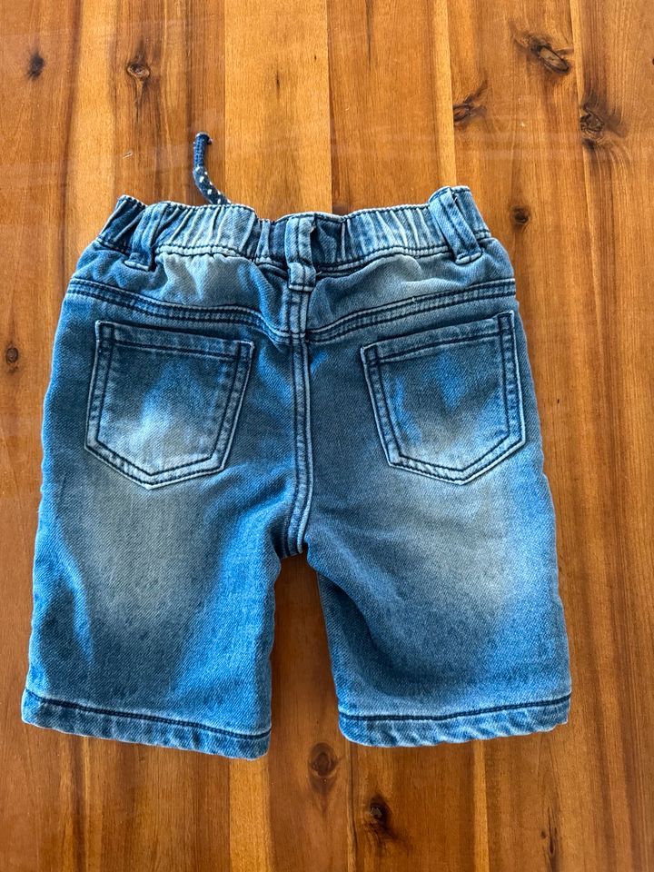 kurze Jeans Shorts Dopodopo Gr 86 in Stegaurach