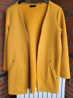 längere leichte Jacke gelb Cardigan Gr 42 Damen Niedersachsen - Schiffdorf Vorschau