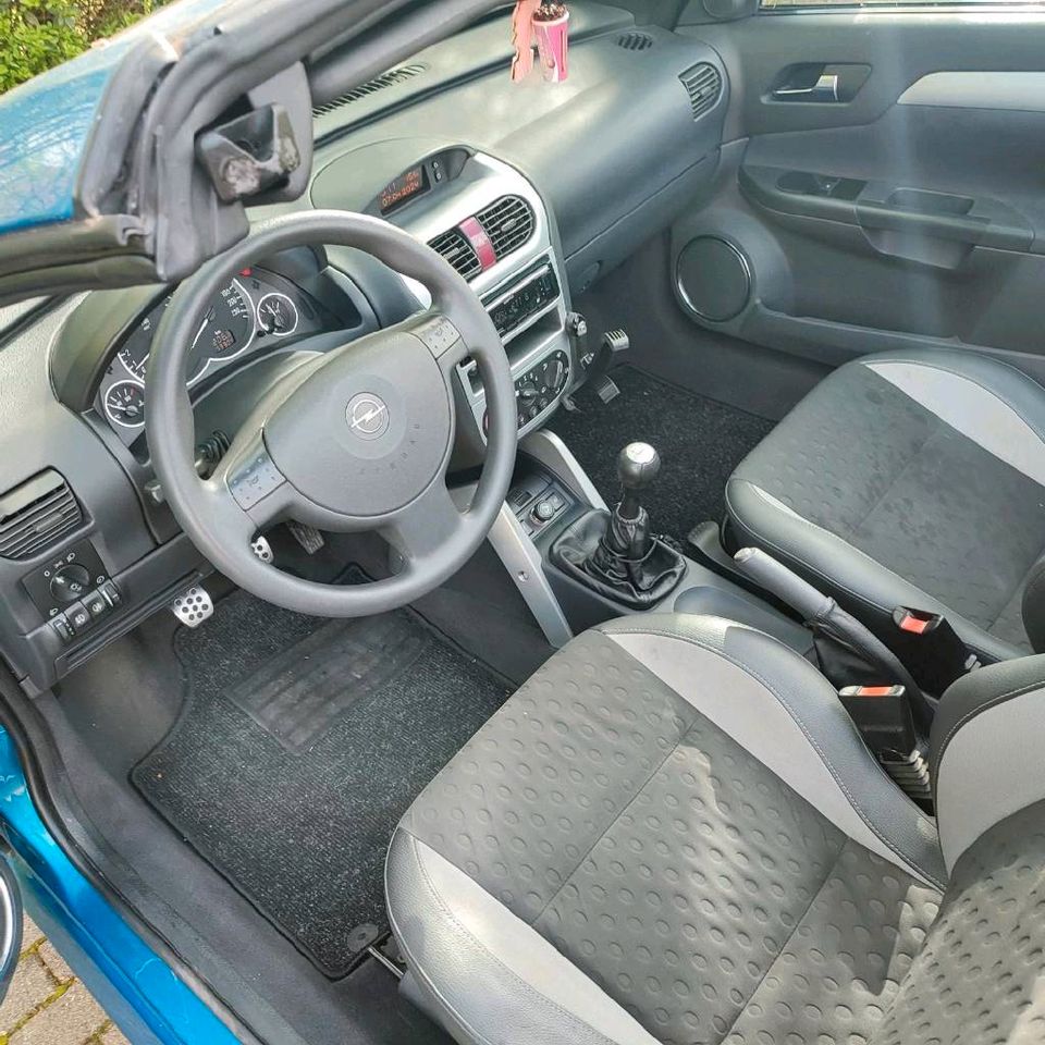 Opel Tigra Twintop Cabrio macht Angebote in Gemmingen