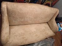 Couch Sofa Farbe beige gebraucht mit Holz-Füßen Bayern - Pöttmes Vorschau