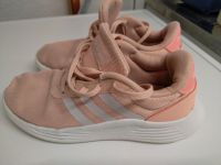 Turnschuhe Adidas Kinder Hallenschuhe Bochum - Bochum-Wattenscheid Vorschau