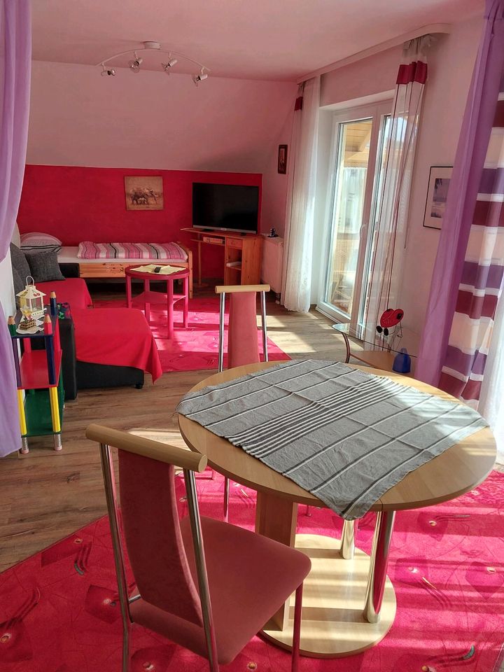 Unterkunft/ Wohnung für Monteure, Zimmer, mit Balkon, WLAN etc. in Herbstein