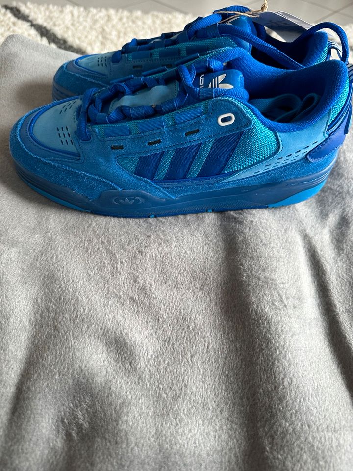 ADI2000 Mens Trainers 43-1/3 NEU ! in Bochum