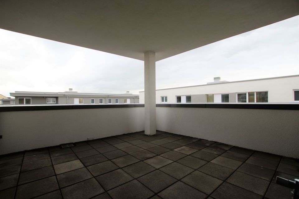 Außergewöhnliche 6-Zimmer Maisonette-Wohnung in Langen (Hessen)