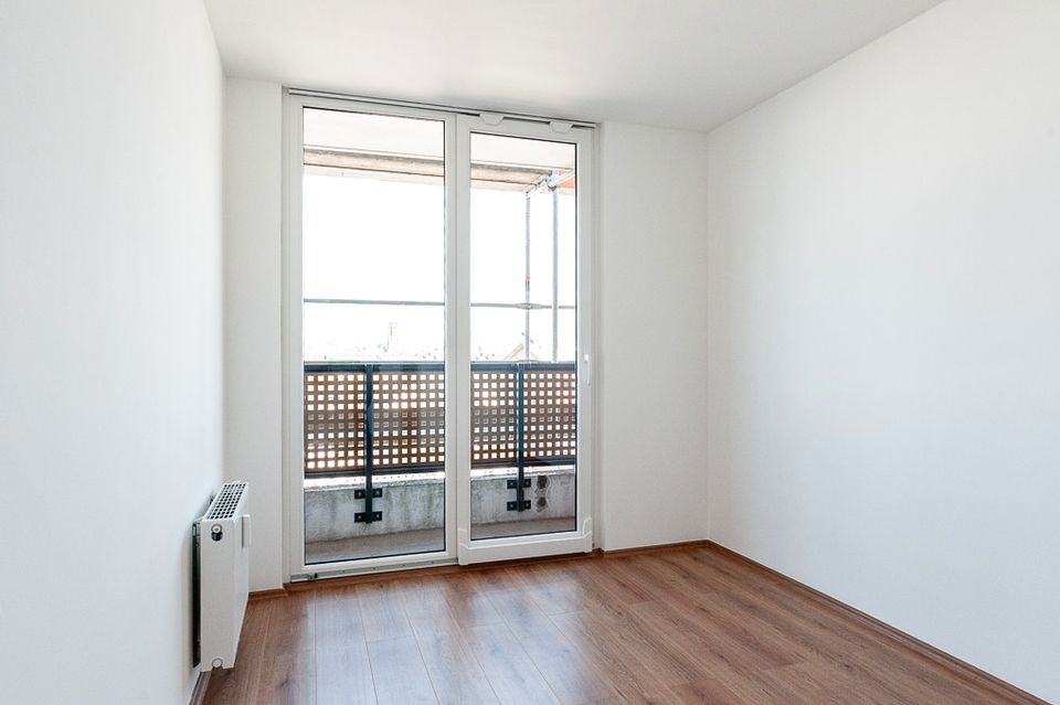 Wohnen im Schwanenquartier / moderne und renovierte 3 Zimmerwohnung inkl. Einbauküche! in Krefeld