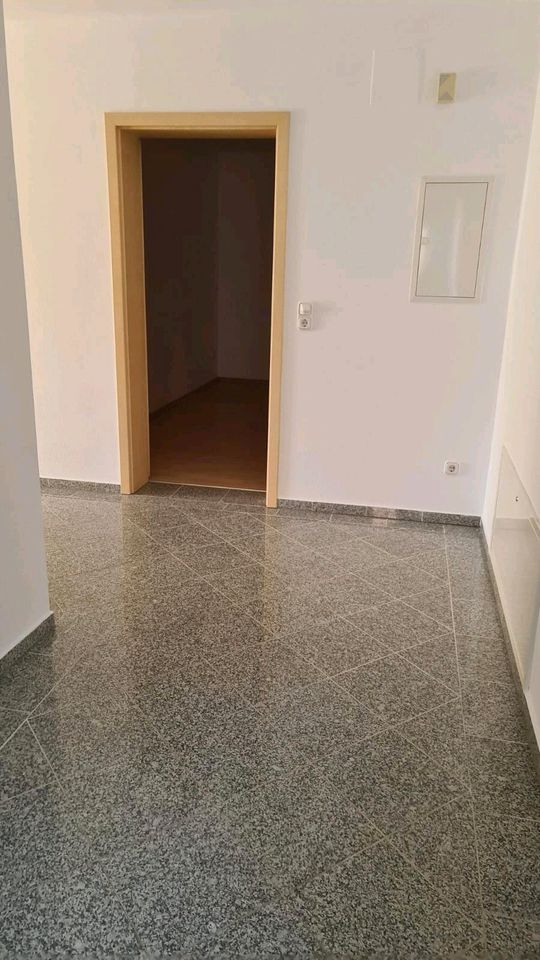 Vermiete Monteur Wohnung, Zimmer f.  Leiharbeiter oder Monteure in Aham