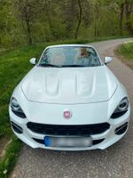 Fiat 124 Spider Lusso - Weiß Perlmutt, Leder braun mit Zubehör Hessen - Gorxheimertal Vorschau