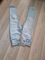 Neue Levis Jeans Gr W25 L28 Baden-Württemberg - Kornwestheim Vorschau