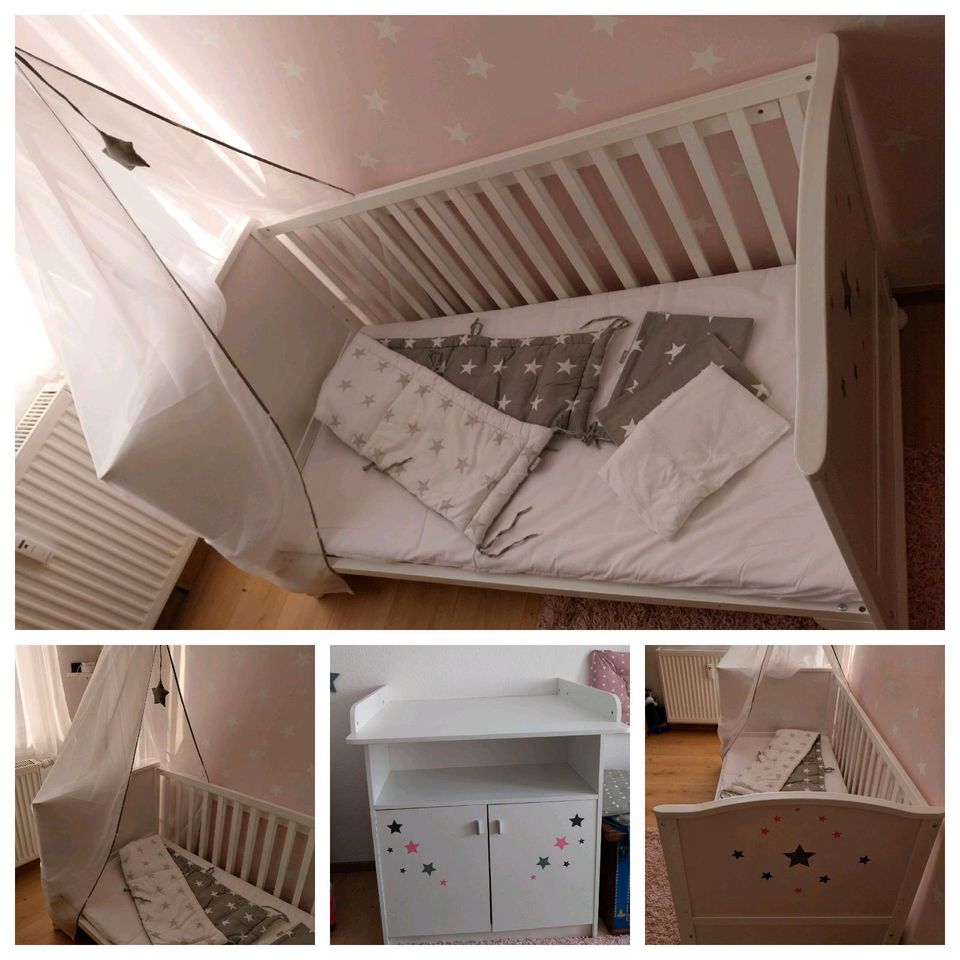 Babybett Gitterbett, Wickeltisch und Regal  von Roba in Hildburghausen