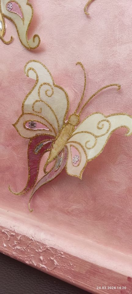 Schönes 3D Schmetterling Bild, rosa,42x42 cm in Weißenthurm  