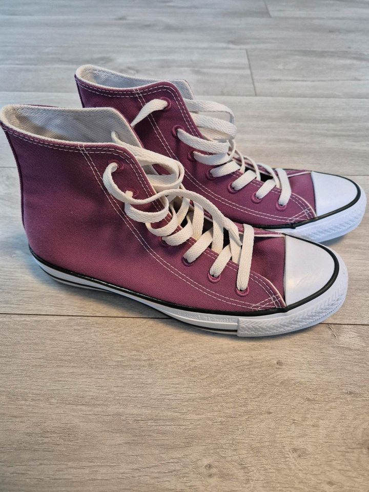 Converse rosa/violett Gr.37,5 in Haibach Unterfr.