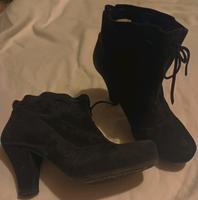 Stiefelette UNISA Gr. 39 schwarz Wildleder Rheinland-Pfalz - Wittlich Vorschau