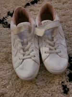 Schuhe Sneaker Hummel Gr 35 Bayern - Germering Vorschau