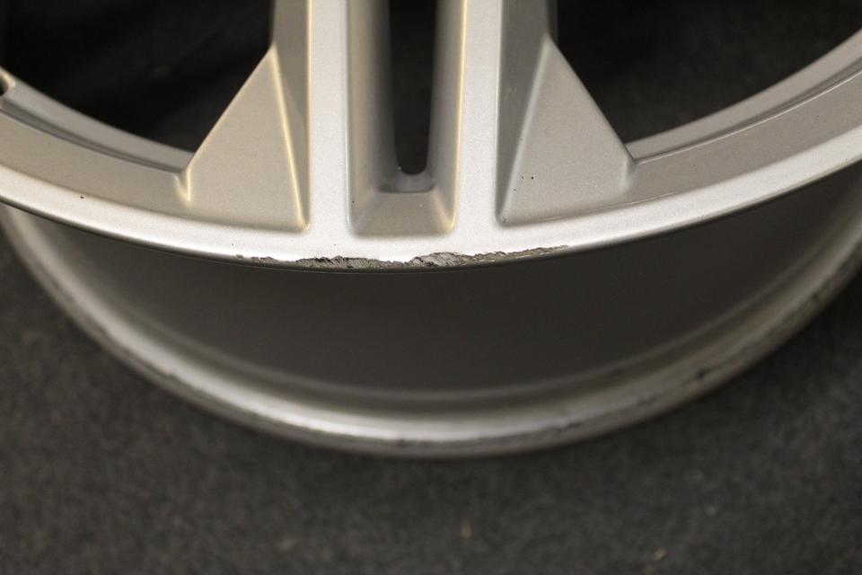 Original Audi Q5 SQ5 FY Alufelgen 8 x 20 Zoll ET 39 LK 5 x 112 in Brackenheim