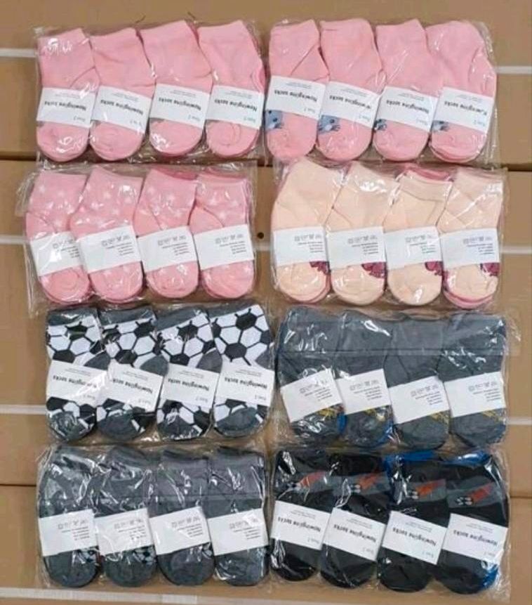 1000 Paar Jungen Mädchen Socken Restposten Kinder Sonderposten in Hamburg