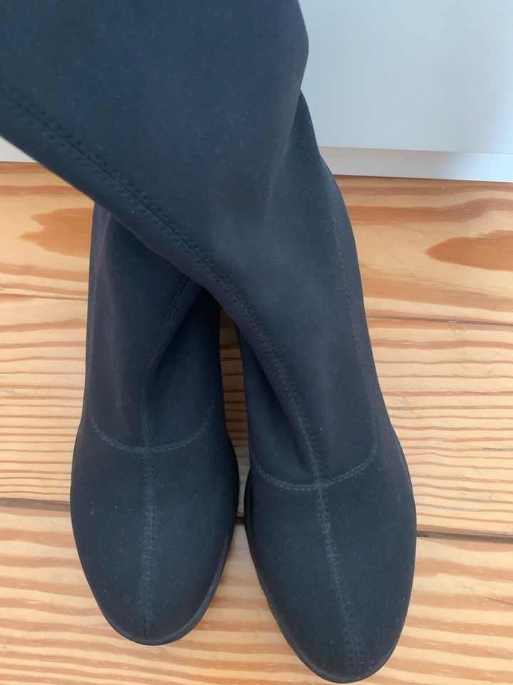 Vagabond Grace Damen Boots Schlupfstiefel schwarz Größe 40 in Wiesbaden