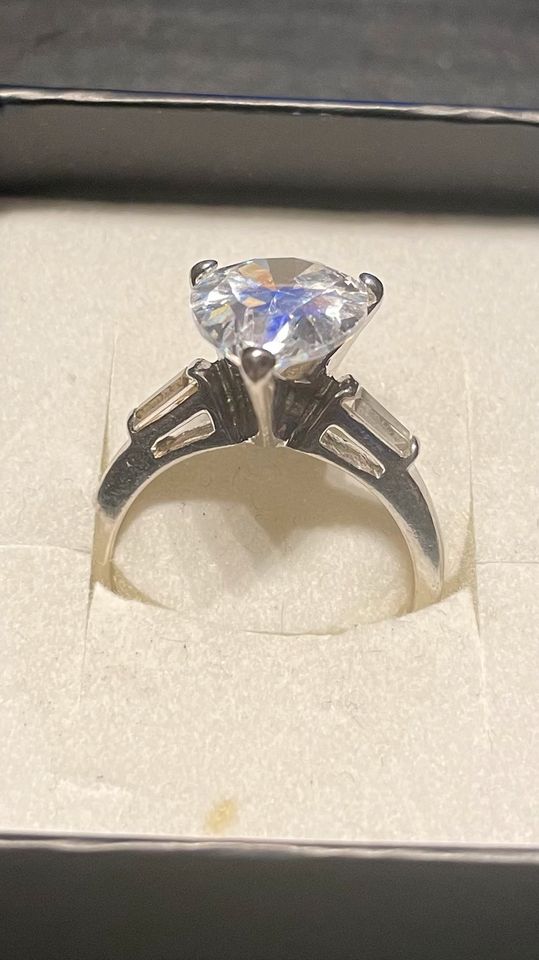 Vintage Damen Sterling Ring mit Toller Stein 925 in Burghausen