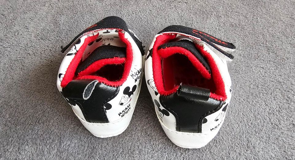 Babyschuhe Disney  Micky Maus ,Gr. 0-6 Monate in Altdorf