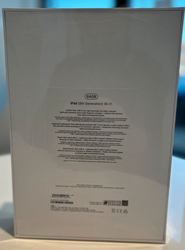 Apple Ipad Wi-Fi (9. Generation 2021) Tabel 64GB 10,2 Zoll Silber in Bremen