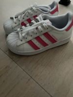 Adidas Superstar Kinder Größe 28 weis rosa wie neu Hessen - Darmstadt Vorschau