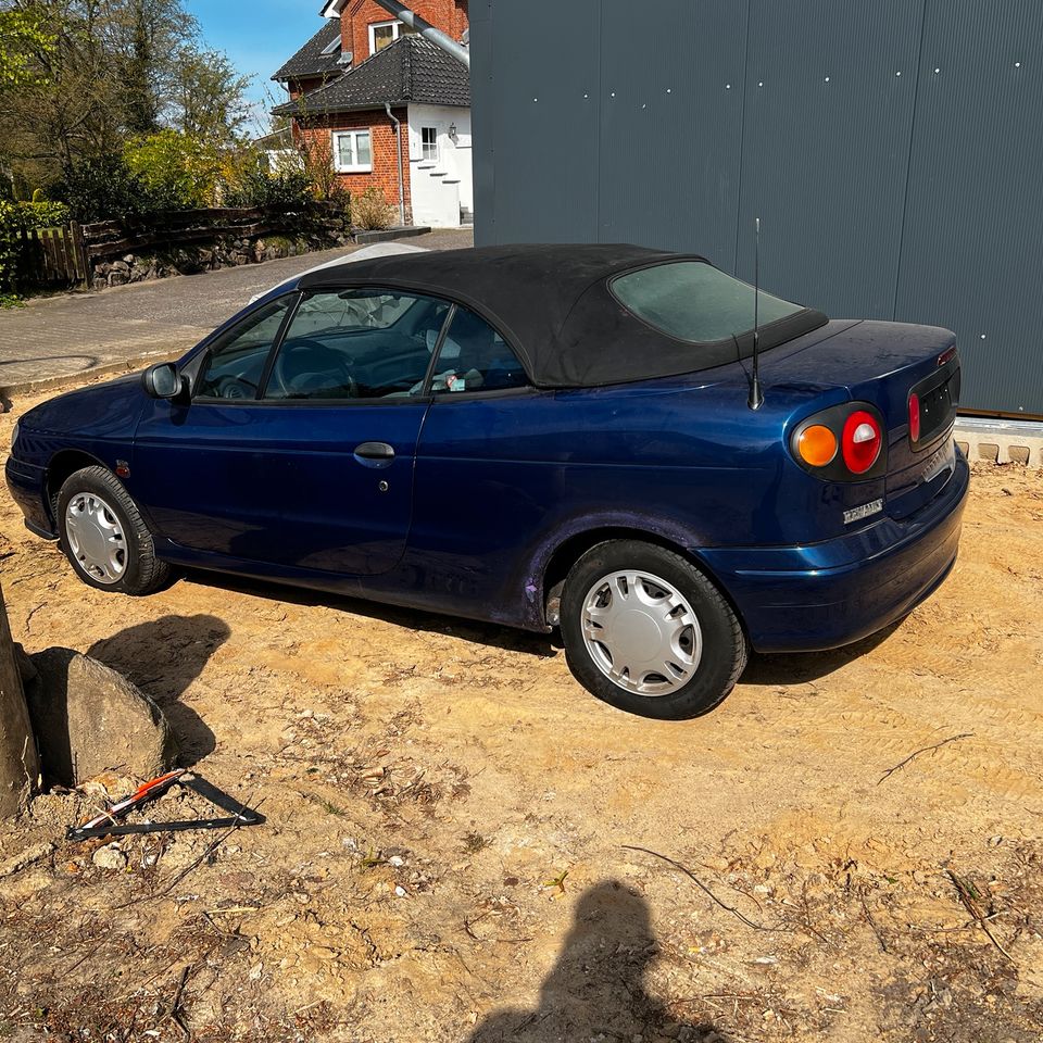 Renault Megane 1 Cabrio  Stoßstange in Todenbüttel