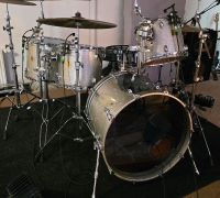 Yamaha Maple Custom mit Birch Cutom Bassdrum Nordrhein-Westfalen - Solingen Vorschau