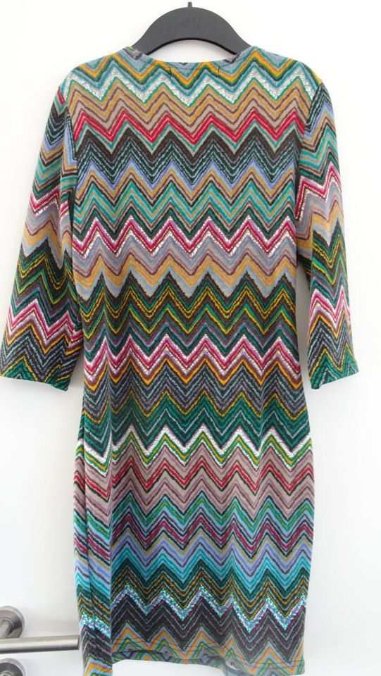 * SUPERSTITION *  - Kleid Gr. S - " Missoni "- Muster sehr gut in Aidlingen