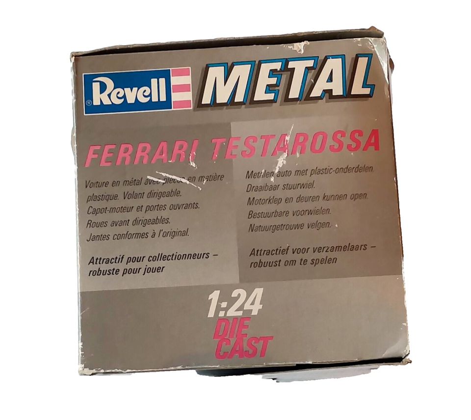 Revell Metal 1:24 * Ferrari Testarossa in OVP * Die Cast * #8609 in Dülmen
