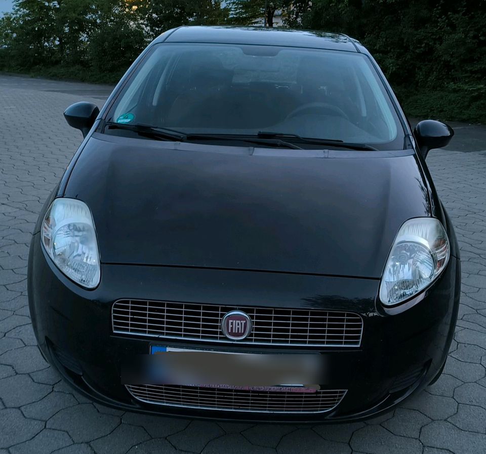 Fiat Grande Punto in Rain Lech