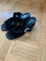 Pantolette Gabor echtes Leder. Samtoberfläche Niedersachsen - Wendeburg Vorschau
